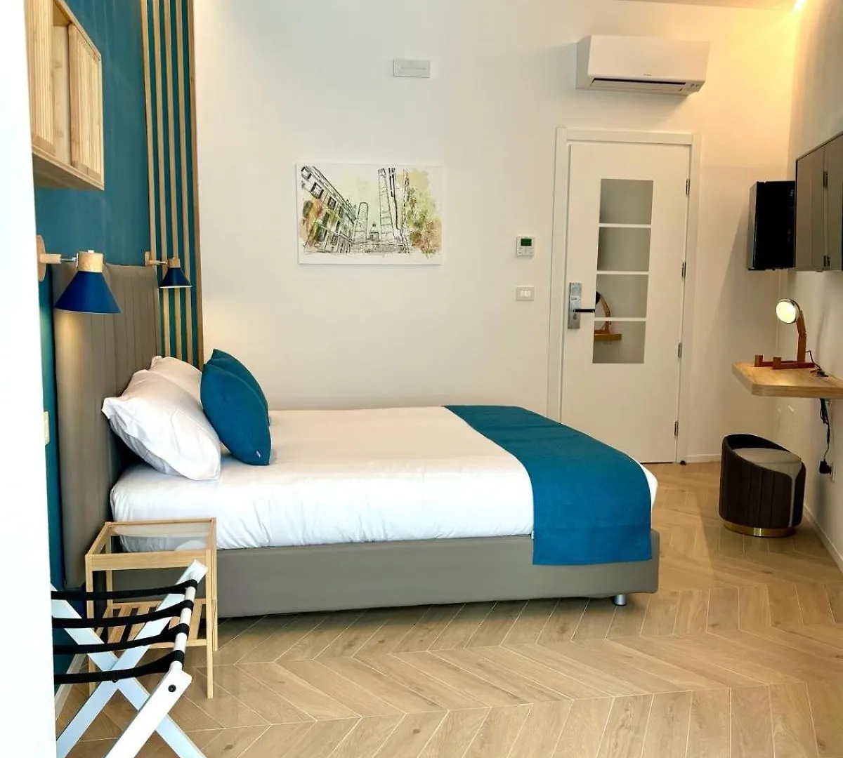 Reno Suite Bologna 0*,  Italy