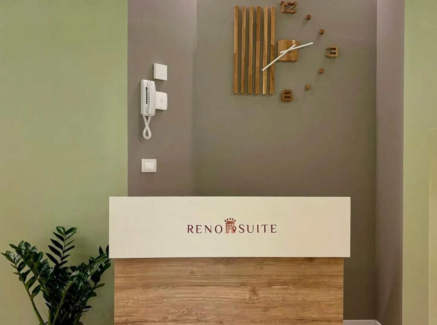 בית הארחה Reno Suite בולוניה